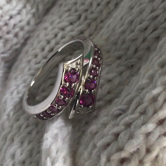 Genuine Gems Rhodolite Garnets - Picture 5 of 15